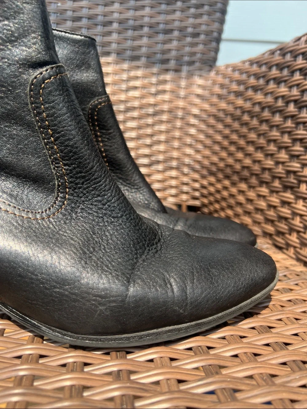 Sofft Black Leather Ankle Booties with Side Zip